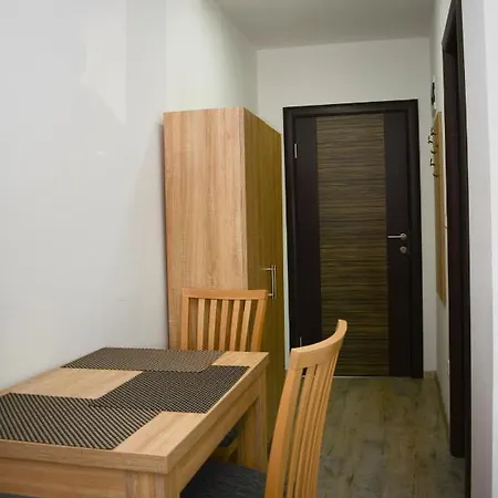 Srebrna Kap Apartment Veliko Gradiste