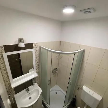 Srebrna Kap Apartment Veliko Gradiste