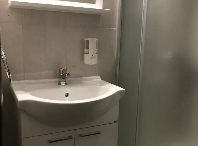 Srebrna Kap Apartment *